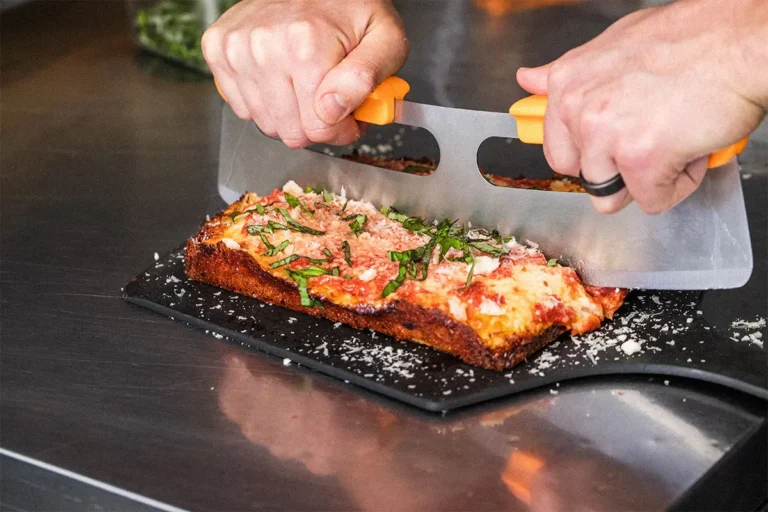 Guide to Detroit Style Pizza