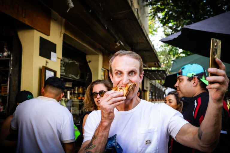 The Ultimate Guide to Creating Social Media Content for a Pizzeria